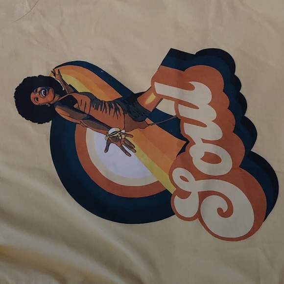 Soul Graphic T-Shirt Yellow Medium - Picture 9 of 9